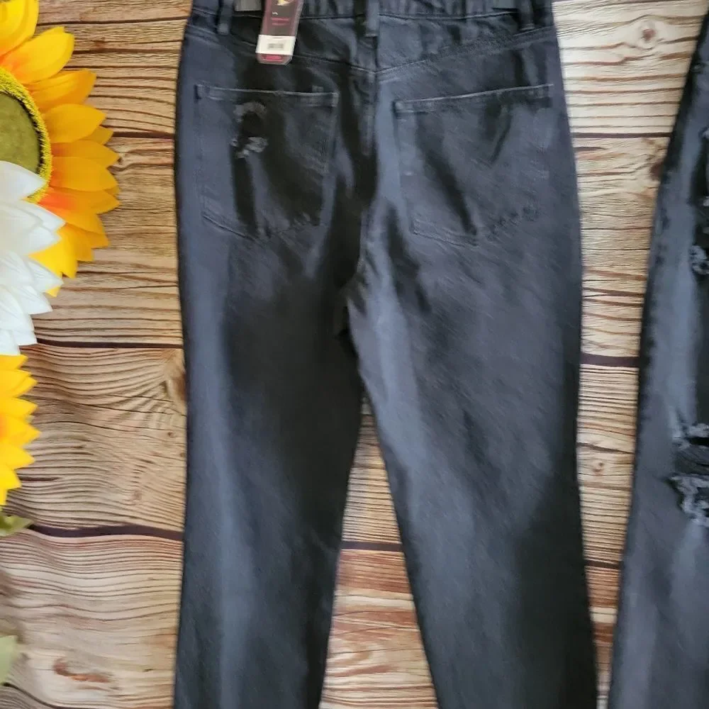 No Boundaries 2 pair Woman's super high rise jeans NWT - Picture 4 of 7